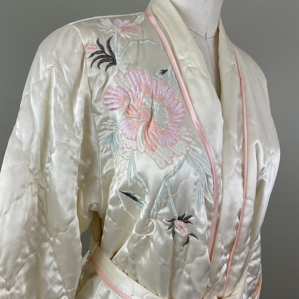 Vtg 70s Natori Womens Satin Embroidered Robe S Ivory Floral Saks 5th Ave - Picture 5 of 11
